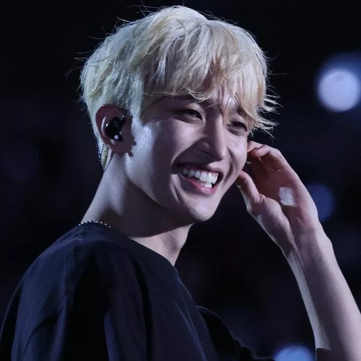 Latest photo of DK (SEVENTEEN)