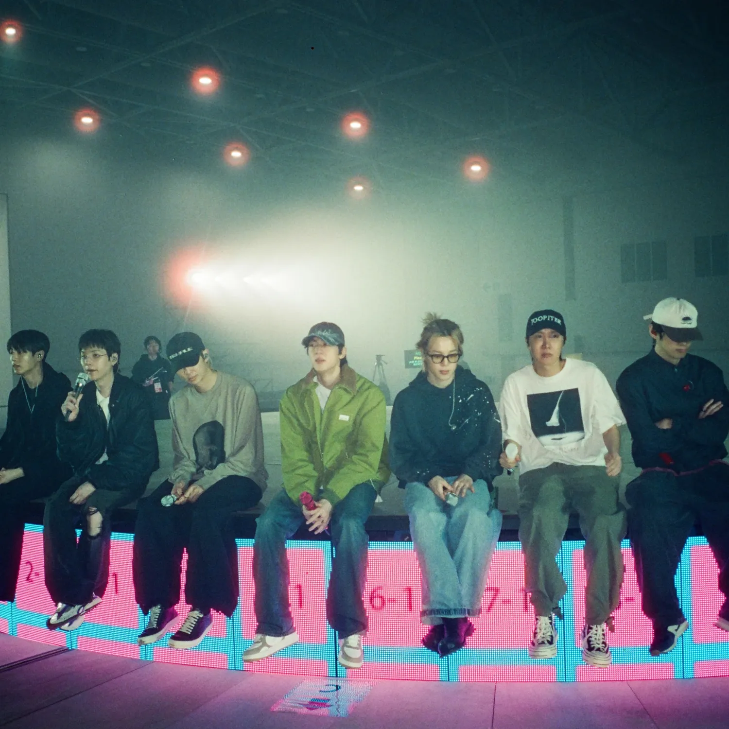 Behind-the-scenes cut of BTS