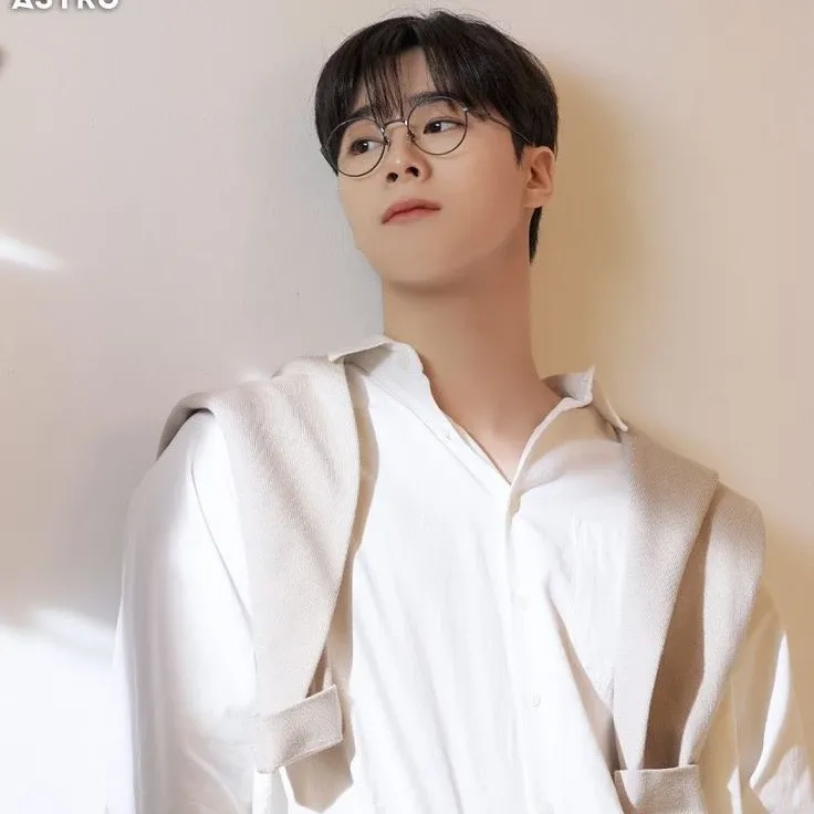 Recent activity shot of Moonbin (ASTRO)