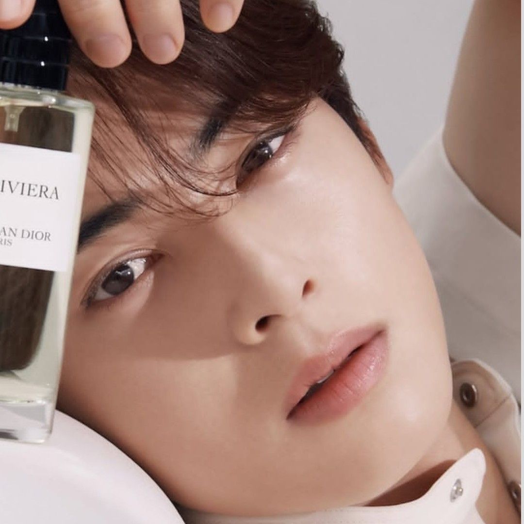 Latest photo of Eunwoo (ASTRO)