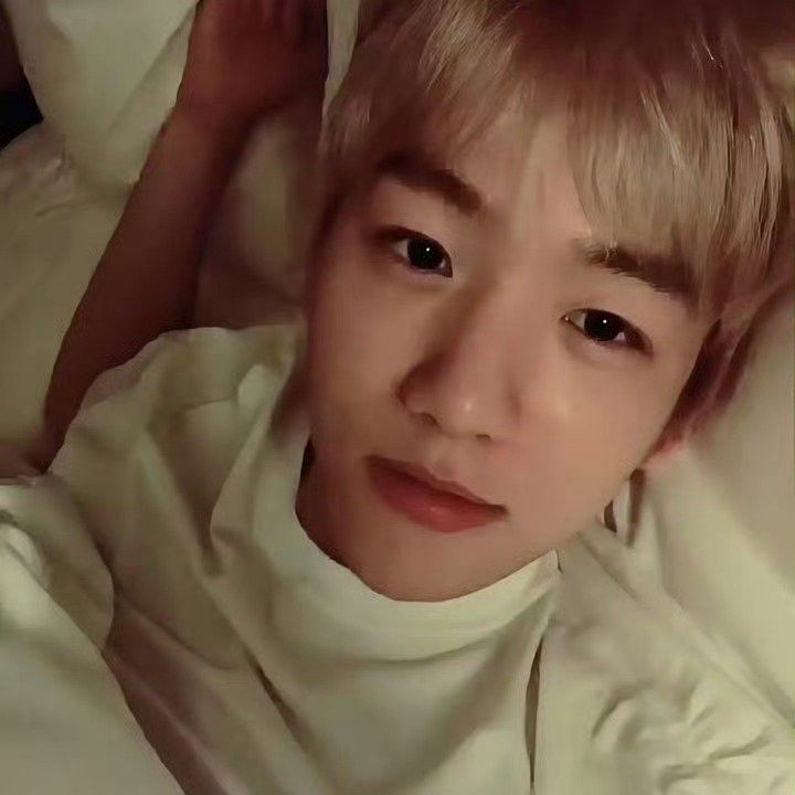 A moment captured by Baekhyun (EXO)'s fan