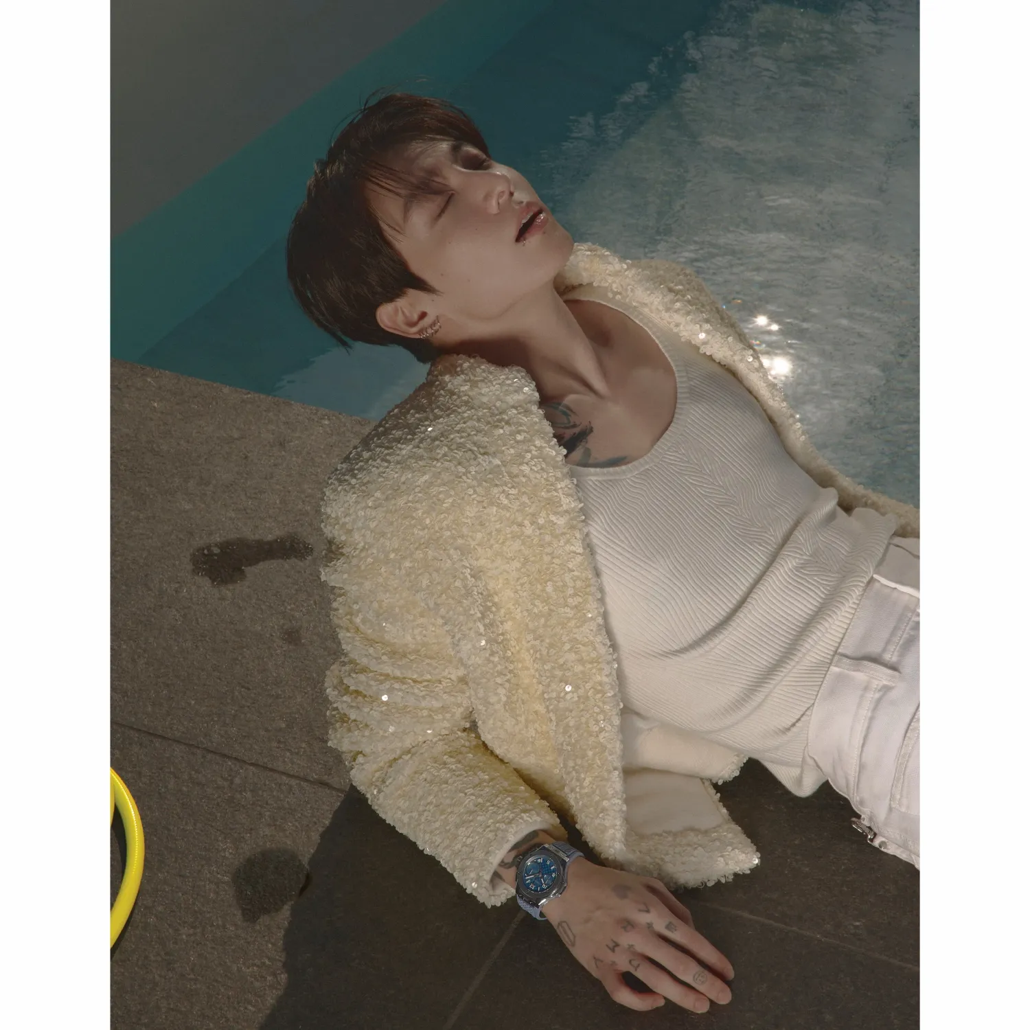 Foto aktivitas terbaru Jungkook (BTS)