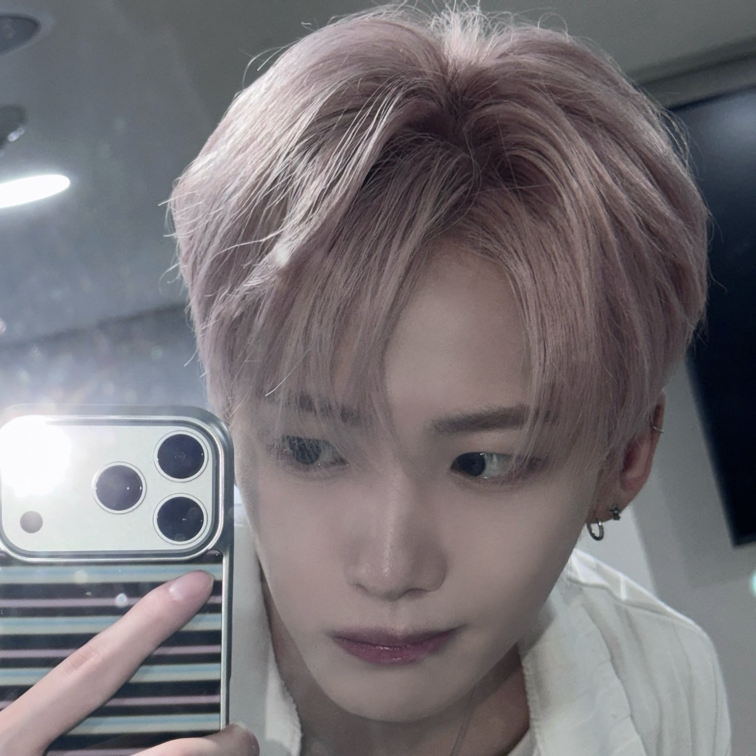 Momen yang diabadikan oleh penggemar Minjae (Xikers)