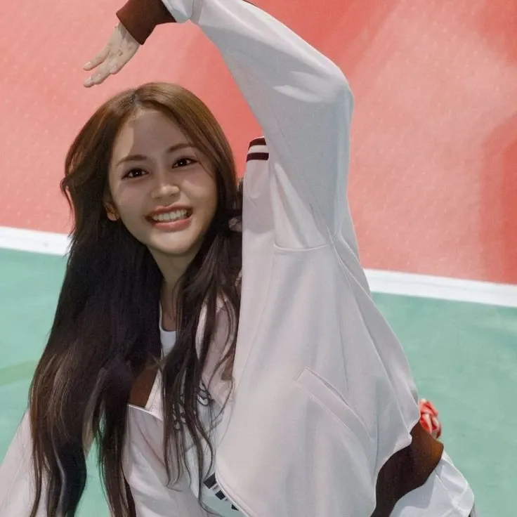 Latest photo of Carmen (Hearts2Hearts)