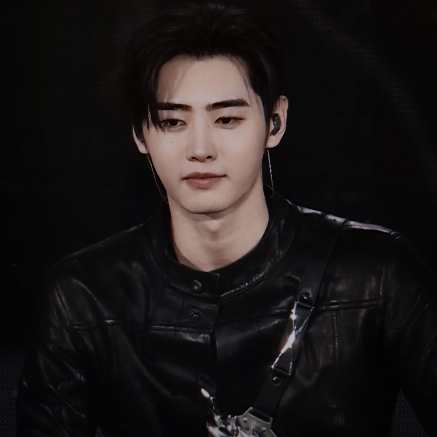 Recent activity shot of Sunghoon (ENHYPEN)