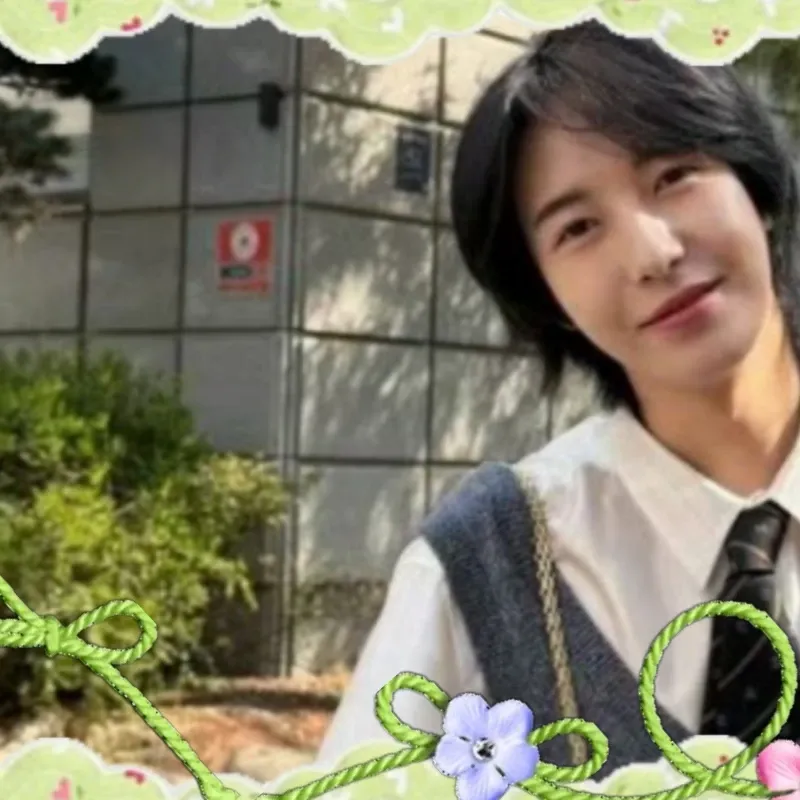 Behind-the-scenes cut of Renjun (NCT DREAM)