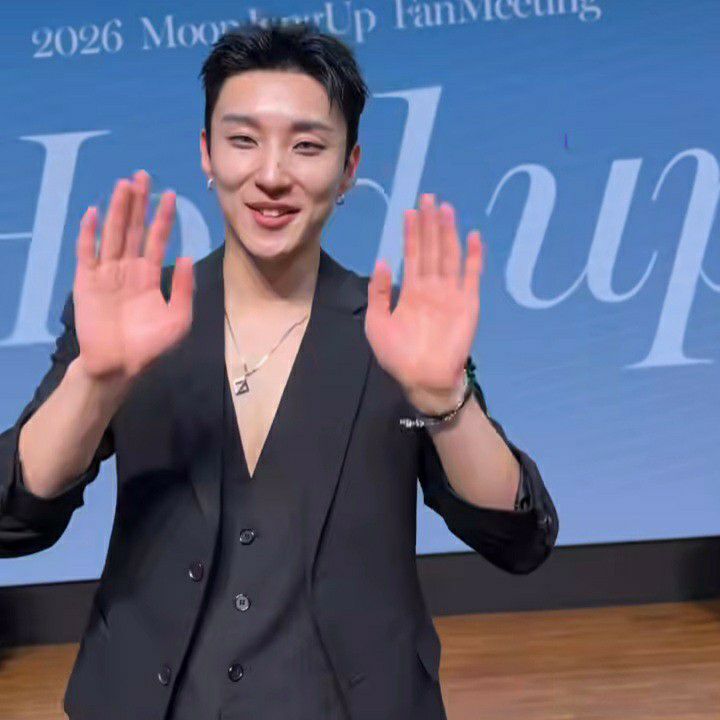 Behind-the-scenes cut of Jongup (B.A.P)