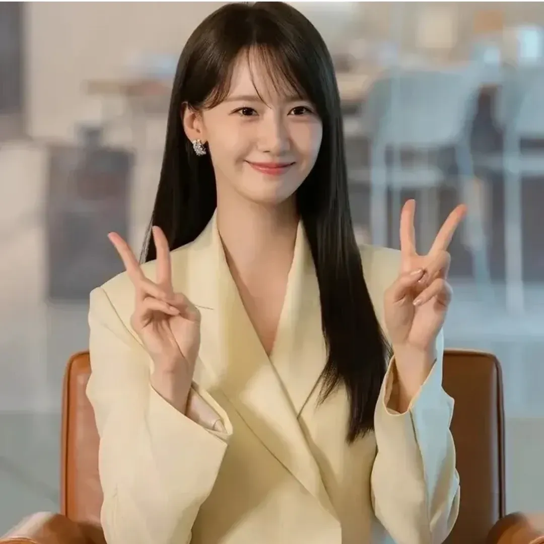 Latest photo of Yoona (Girls' Generation)