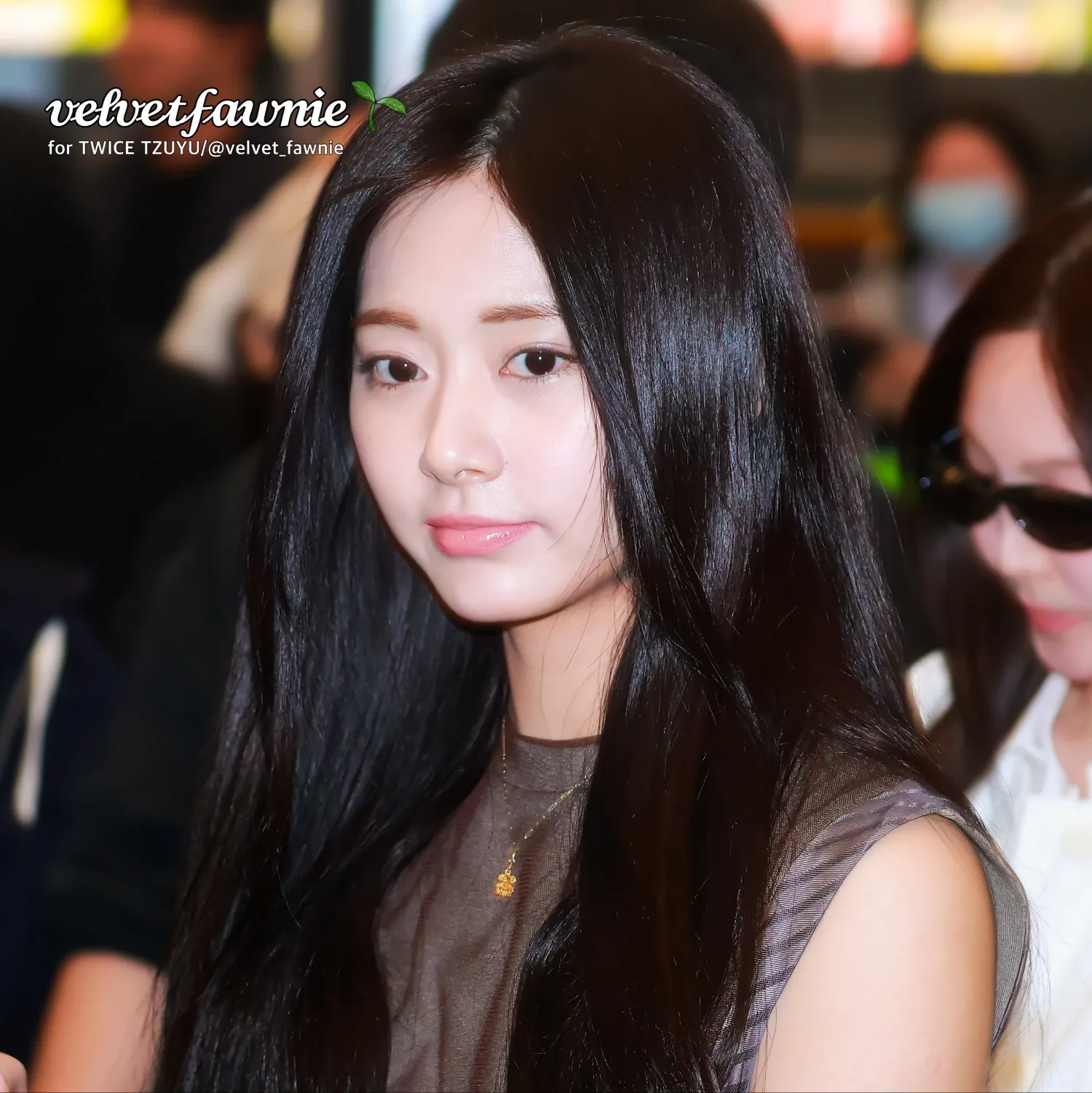 Momen yang diabadikan oleh penggemar Tzuyu (TWICE)
