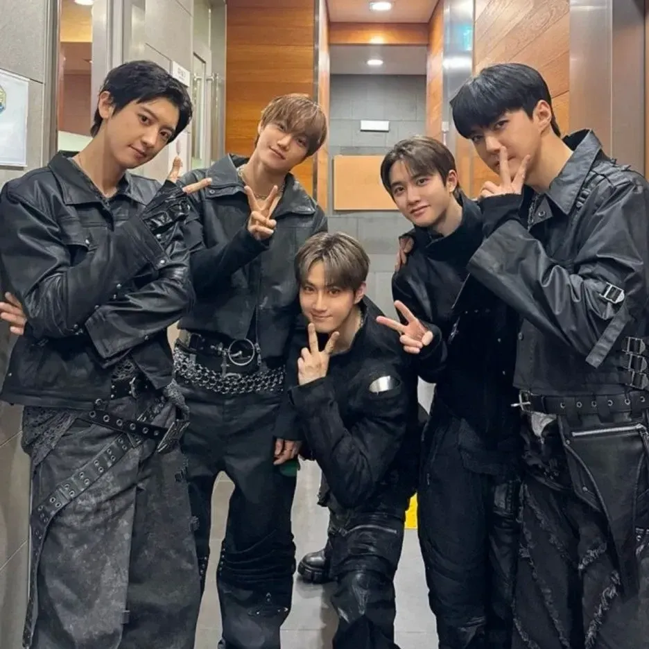 EXO의 최신 사진