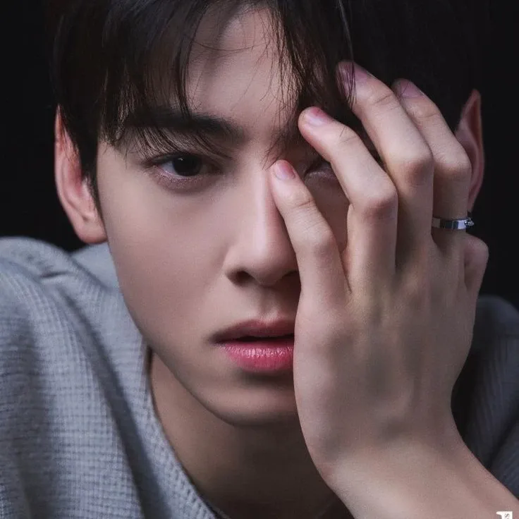 Recent activity shot of Eunwoo (ASTRO)