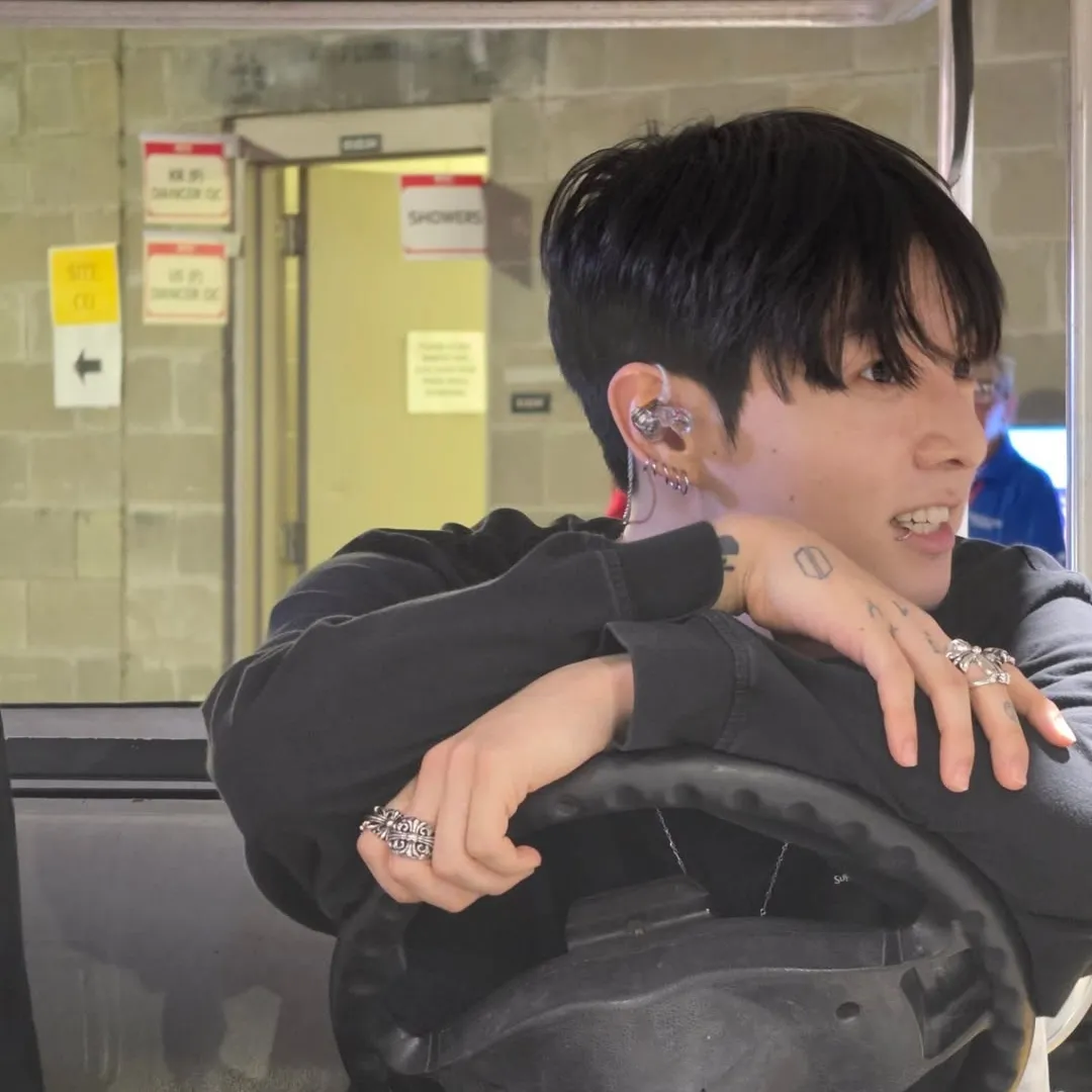 Potret di balik layar Jungkook (BTS)