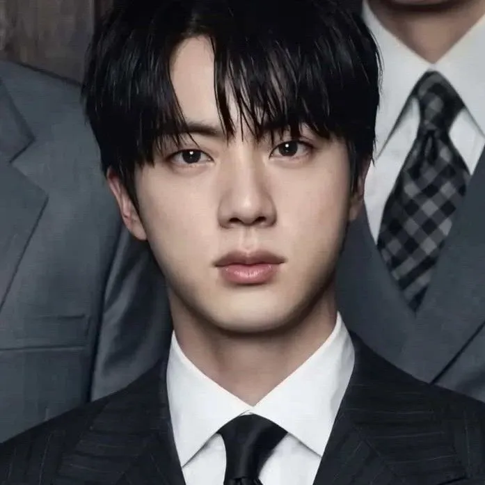 진 (방탄소년단)의 최신 사진