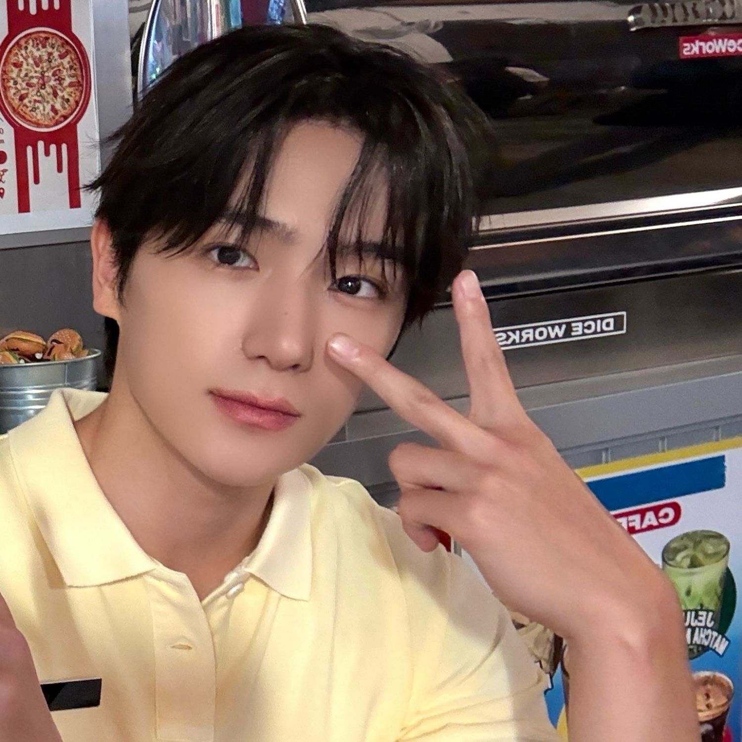 A moment captured by Hyunjae (THE BOYZ)'s fan