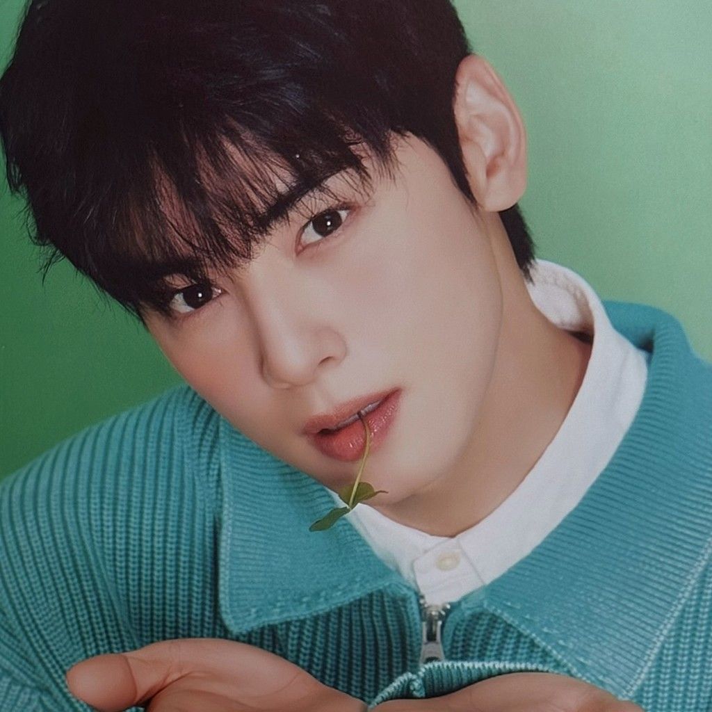 Latest photo of Eunwoo (ASTRO)