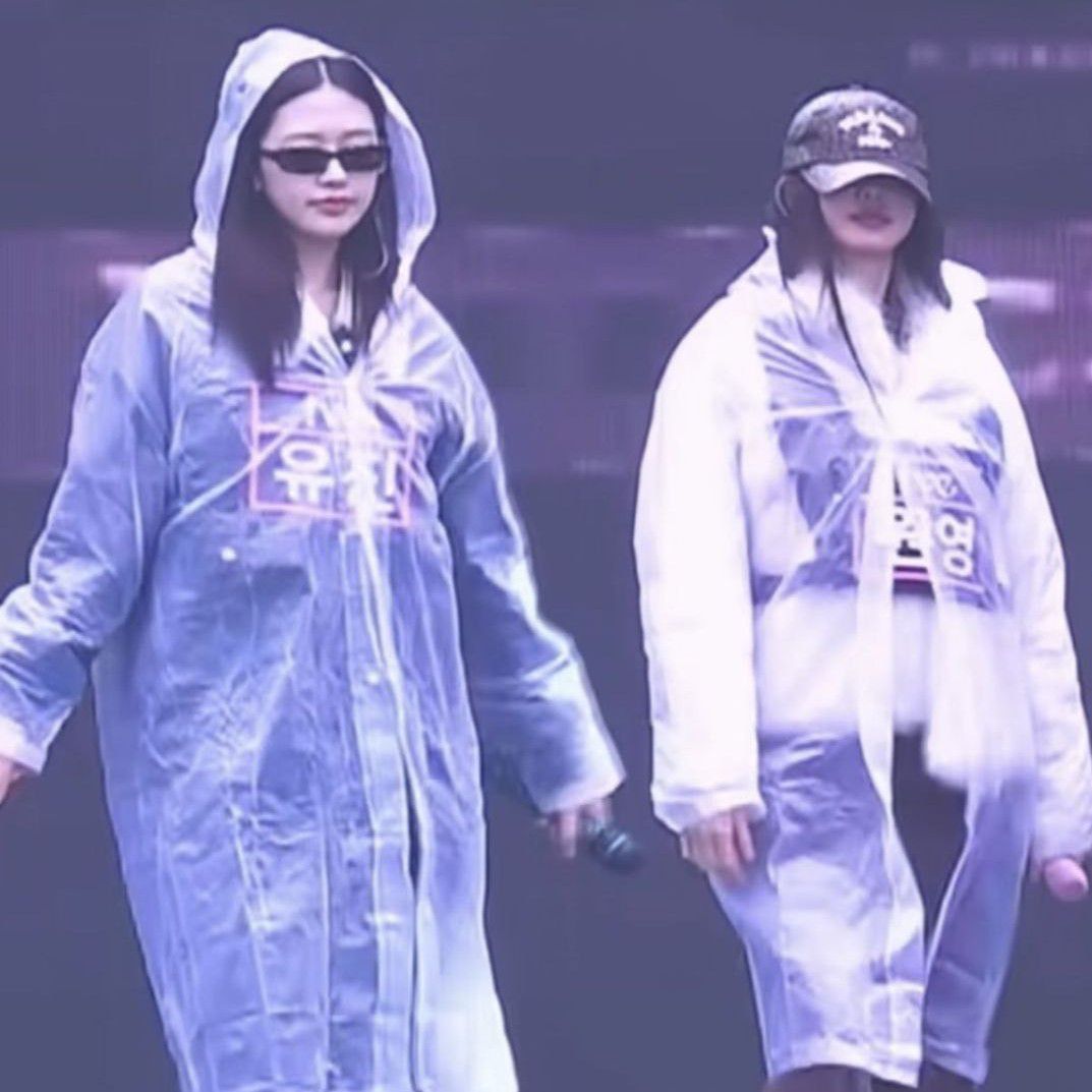 IVE的最新活动照片