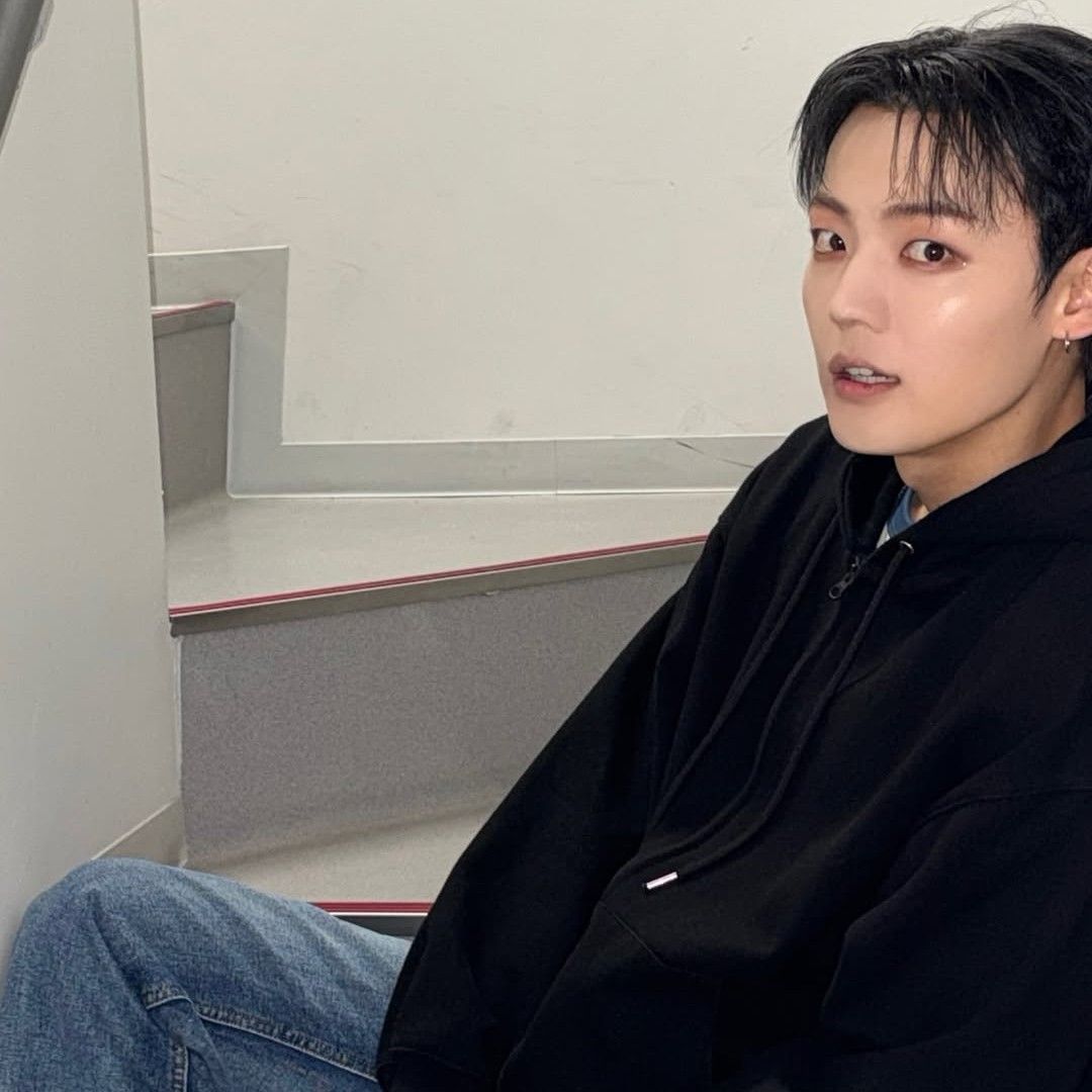 Recent activity shot of Chan (A.C.E)