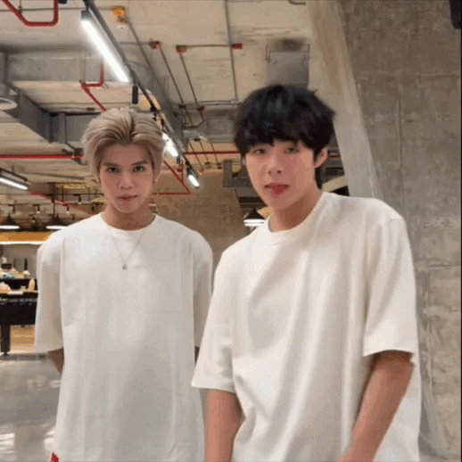 Behind-the-scenes cut of NexT1DE