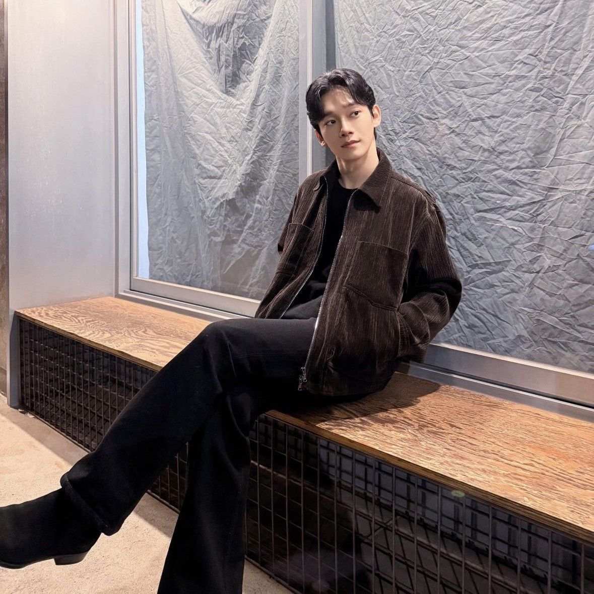 Behind-the-scenes cut of Chen (EXO)