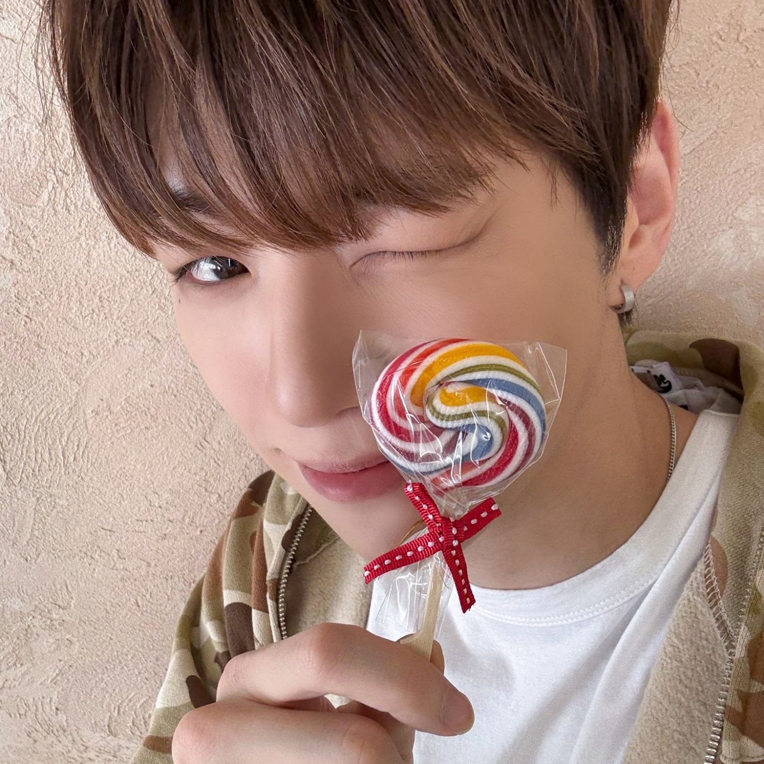 강다니엘 최근 활동샷