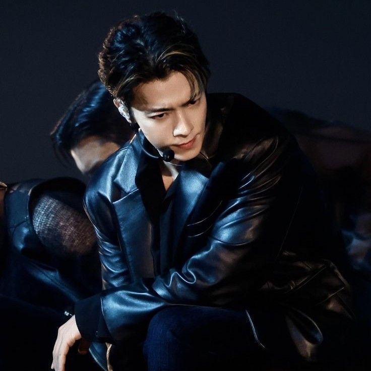 A moment captured by Donghae (Super Junior)'s fan