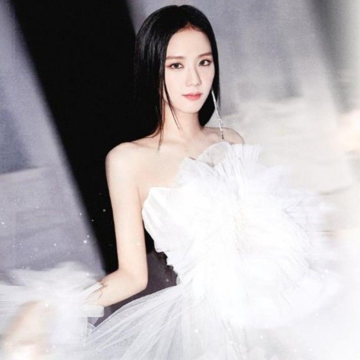 Foto terbaru Jisoo (BLACKPINK)