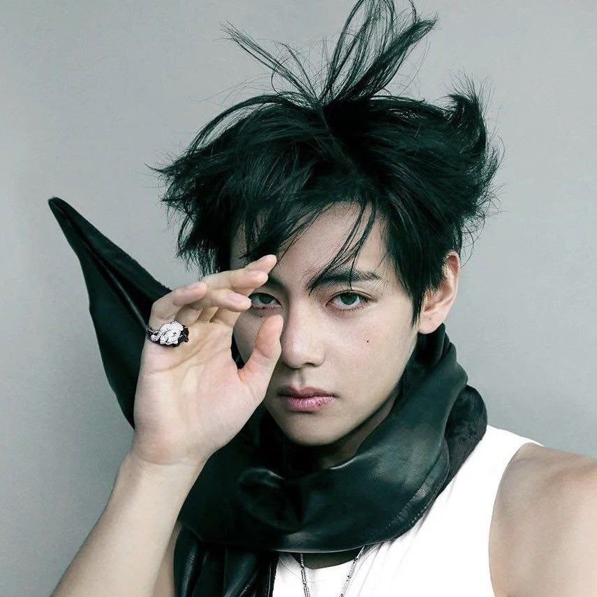 Momen yang diabadikan oleh penggemar V (BTS)