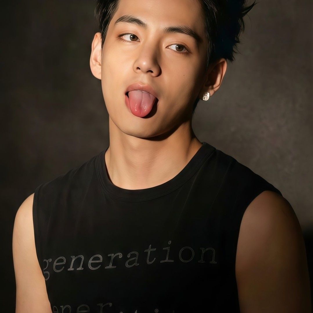 V (BTS)の最新写真