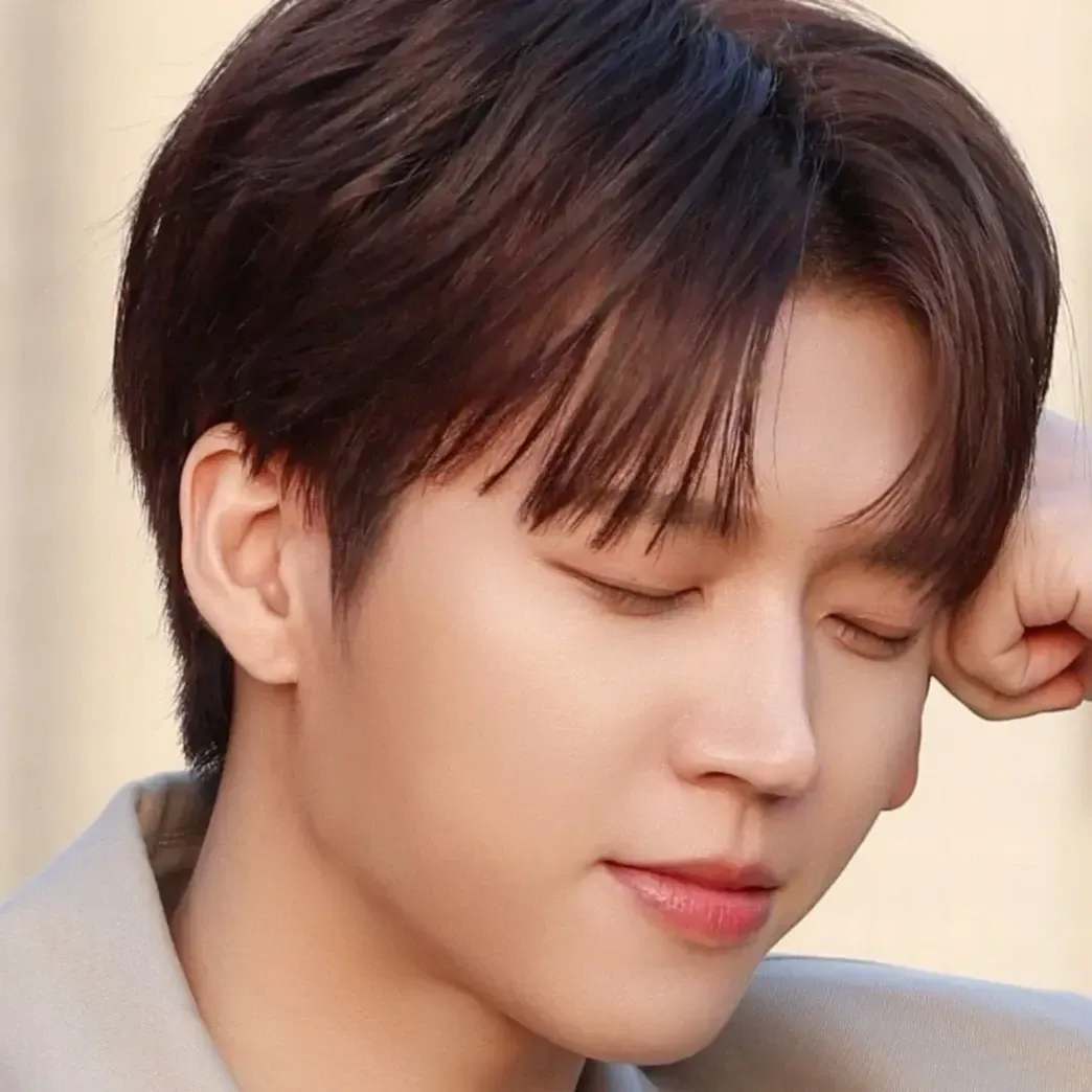 Recent activity shot of Woohyun (INFINITE)