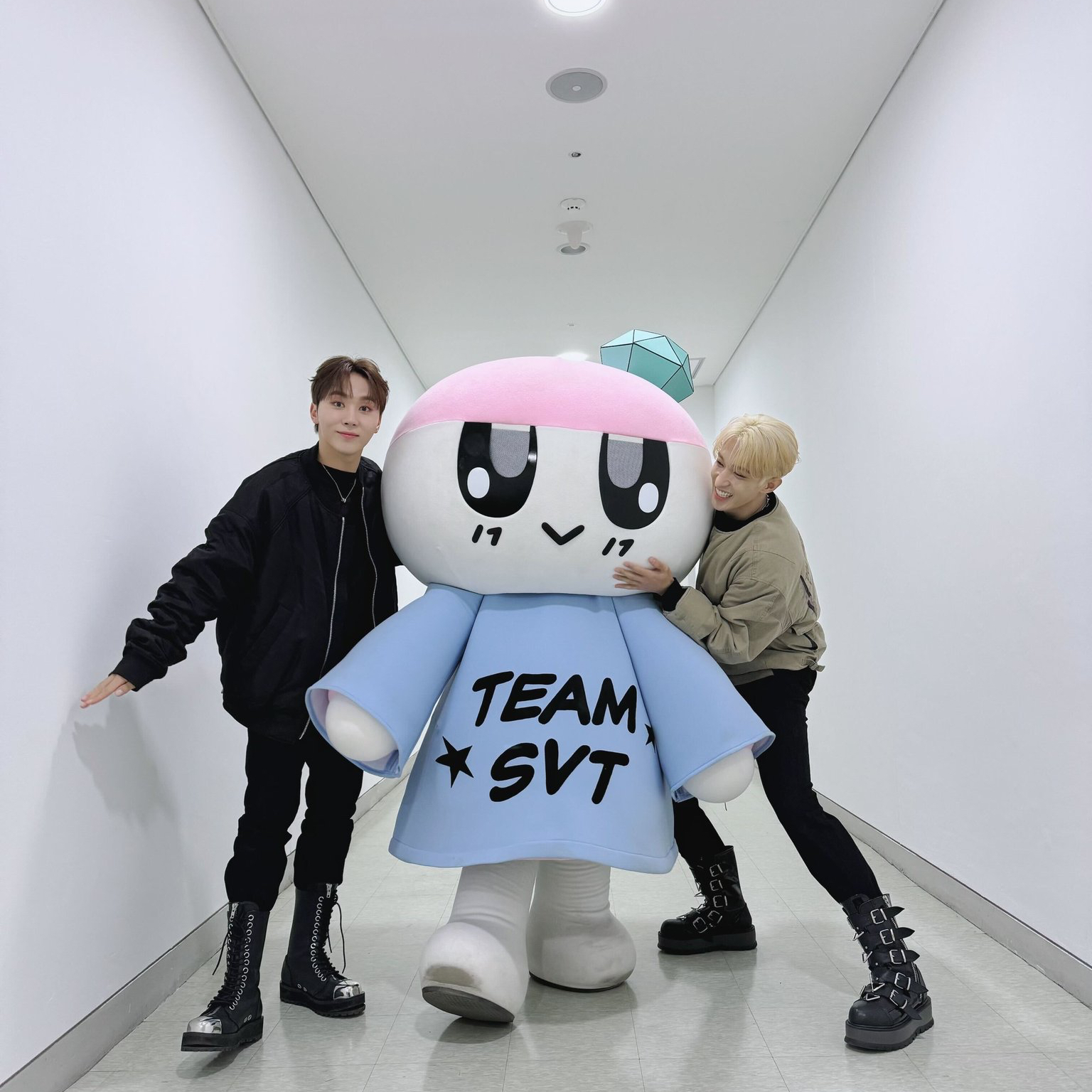 세븐틴의 비하인드 컷