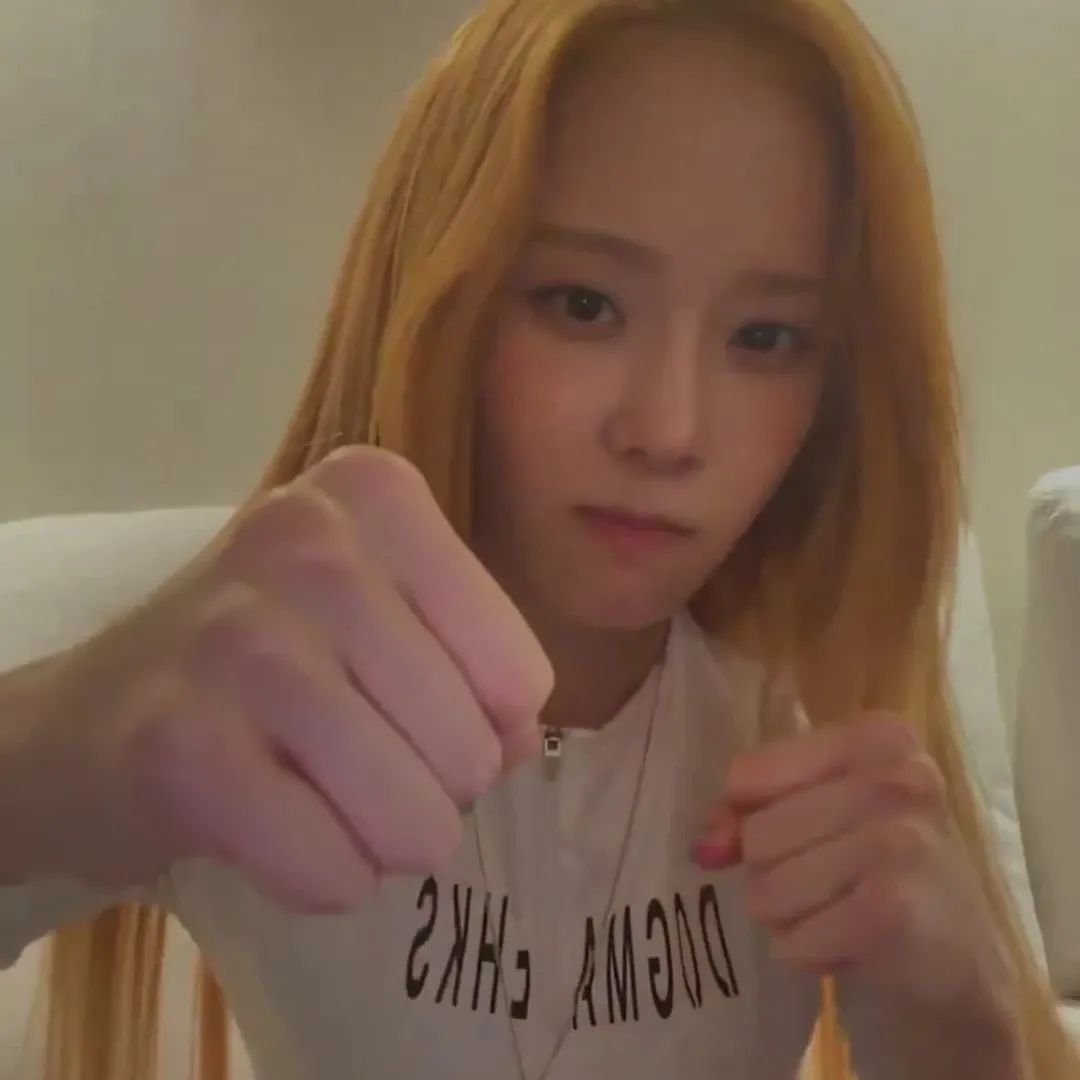 윈터 (에스파)의 최신 사진