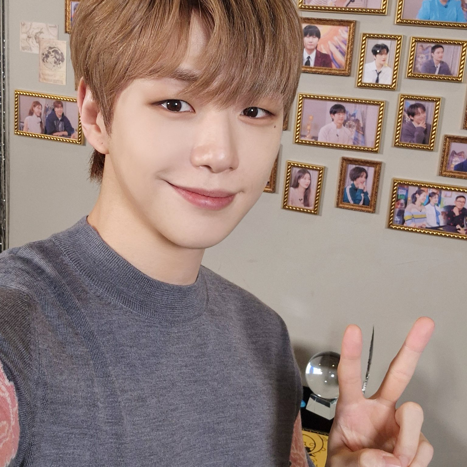 Foto aktivitas terbaru Kang Daniel