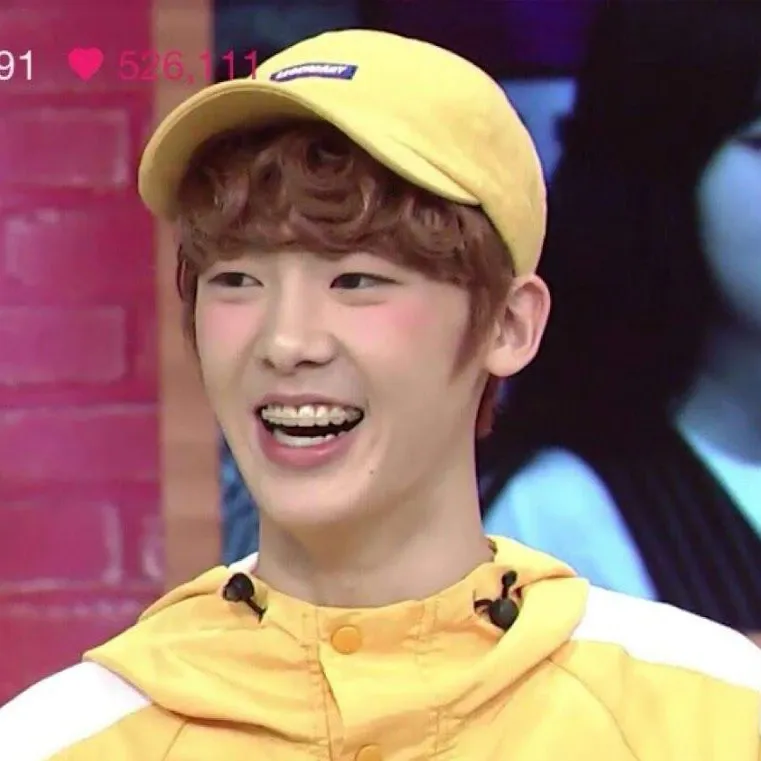 아스트로의 최신 사진