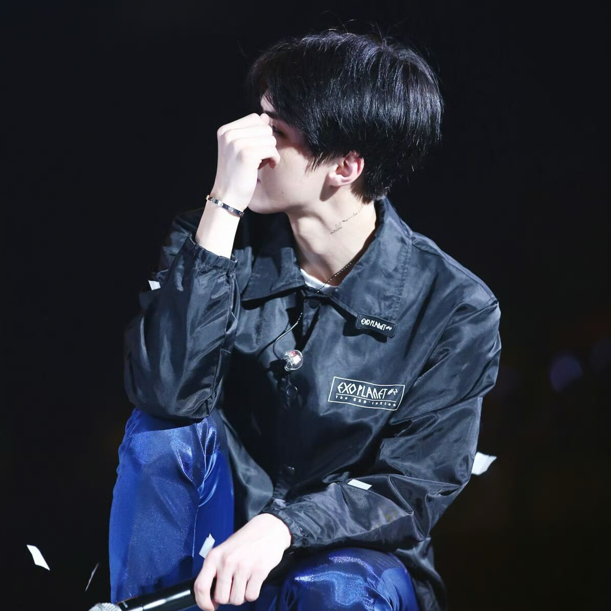 세훈 (EXO)의 비하인드 컷