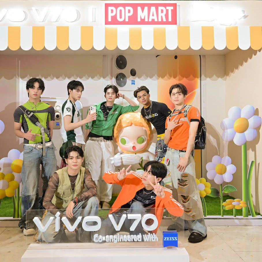 A moment captured by HORI7ON's fan