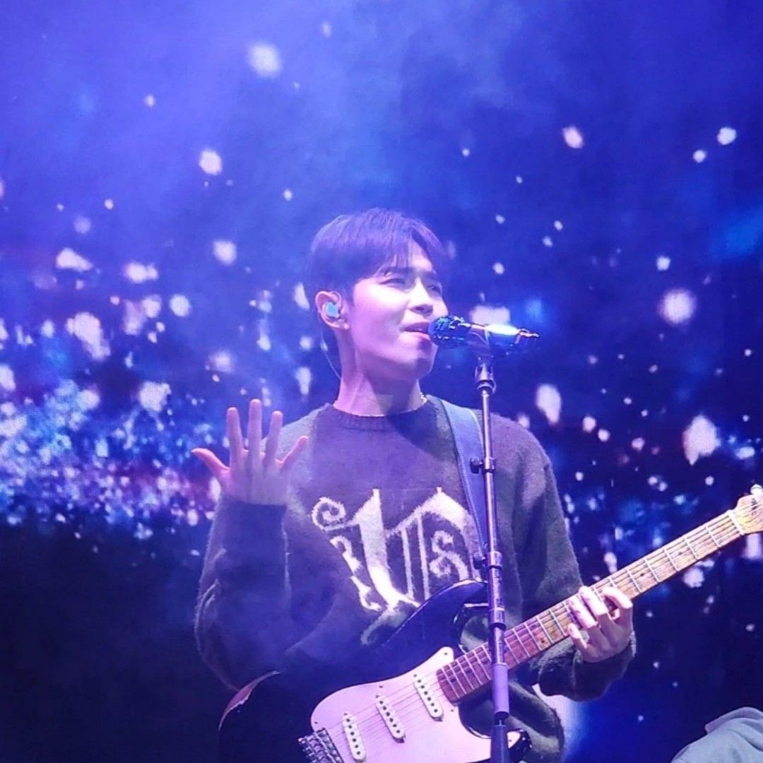 Foto aktivitas terbaru Kim Jaehwan