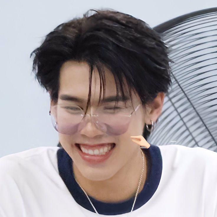 Behind-the-scenes cut of Tui (LYKN)