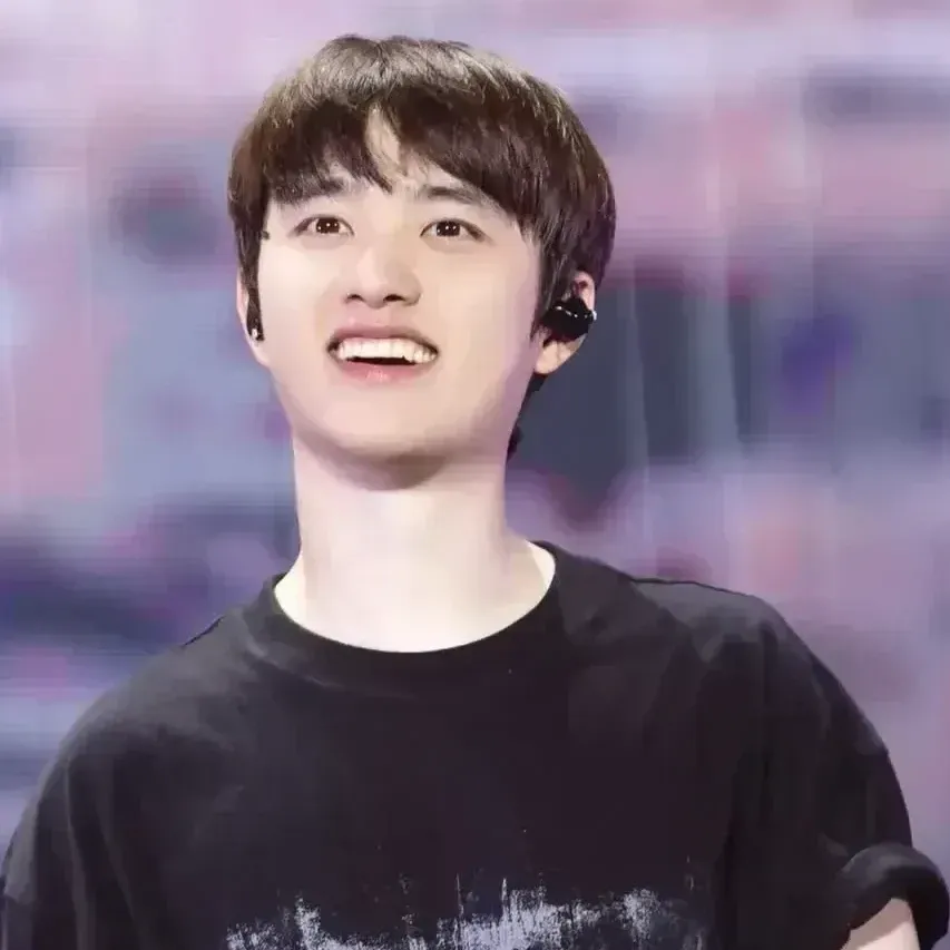 Behind-the-scenes cut of D.O. (EXO)