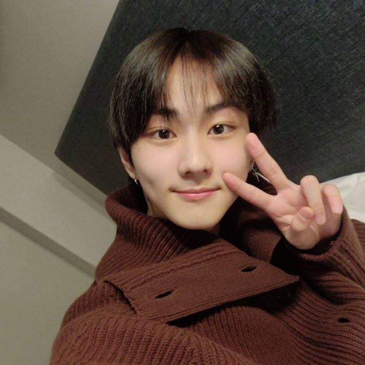 Recent activity shot of Jungwon (ENHYPEN)