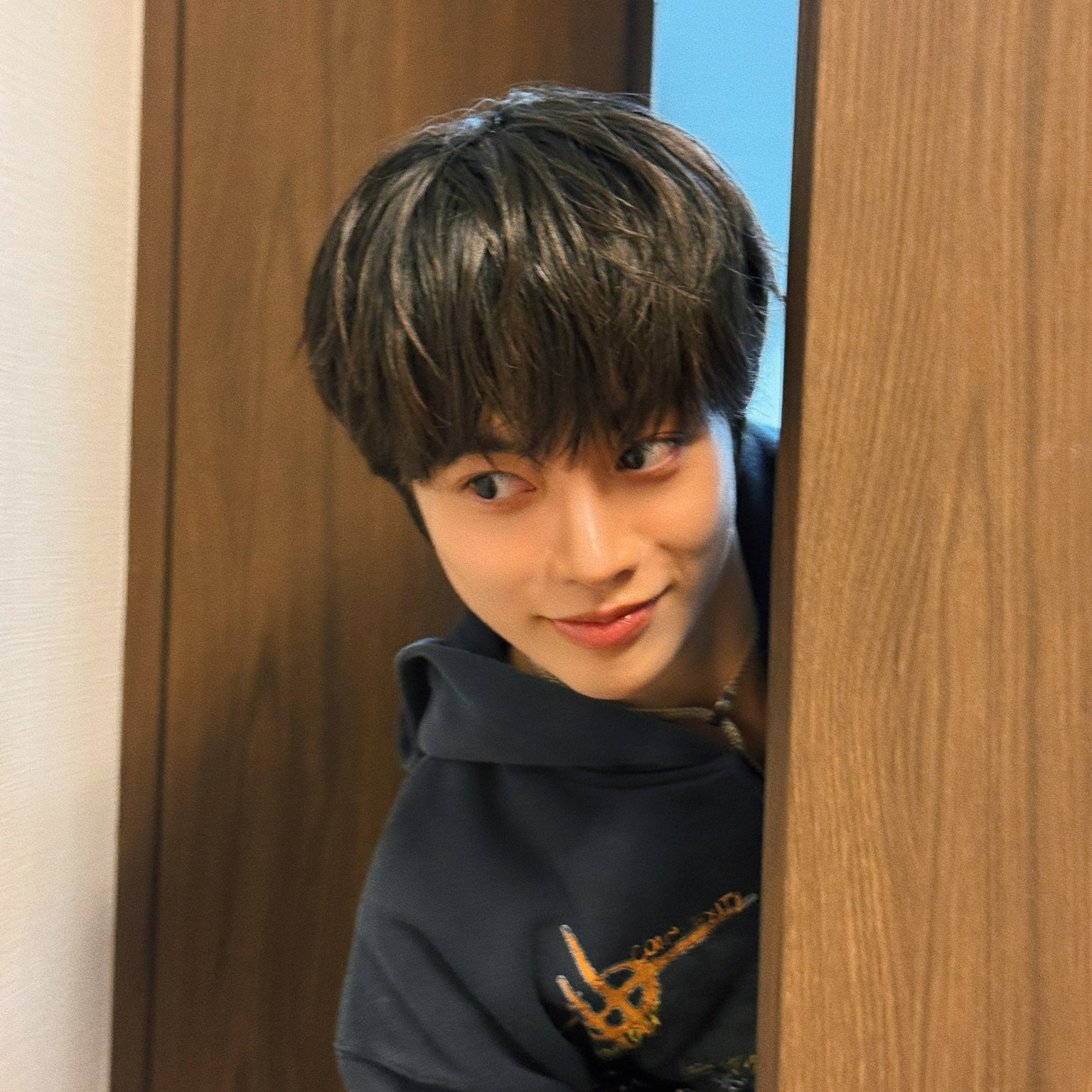 Behind-the-scenes cut of Hanbin (TEMPEST)