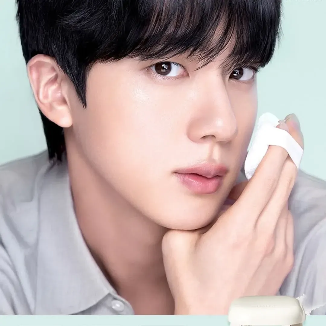 Foto terbaru Jin (BTS)