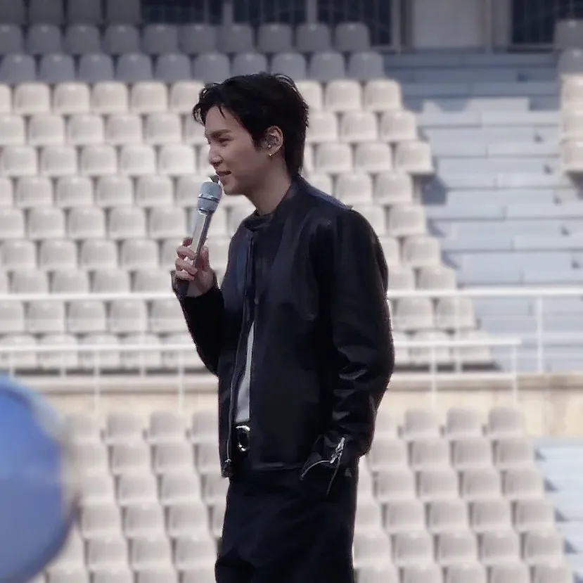 SUGA (防彈少年團)的幕後花絮