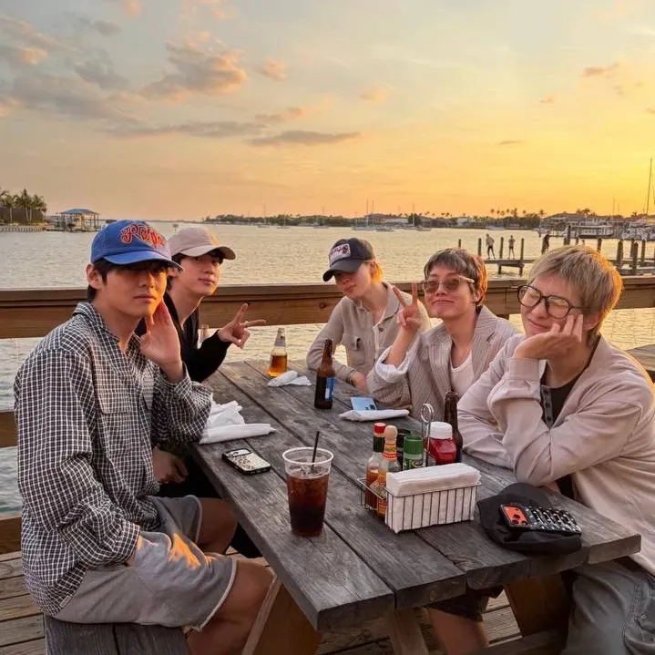 Foto aktivitas terbaru BTS