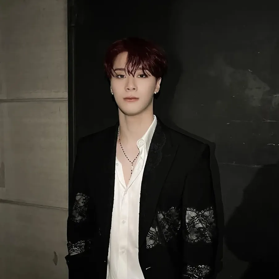 A moment captured by Moonbin (ASTRO)'s fan