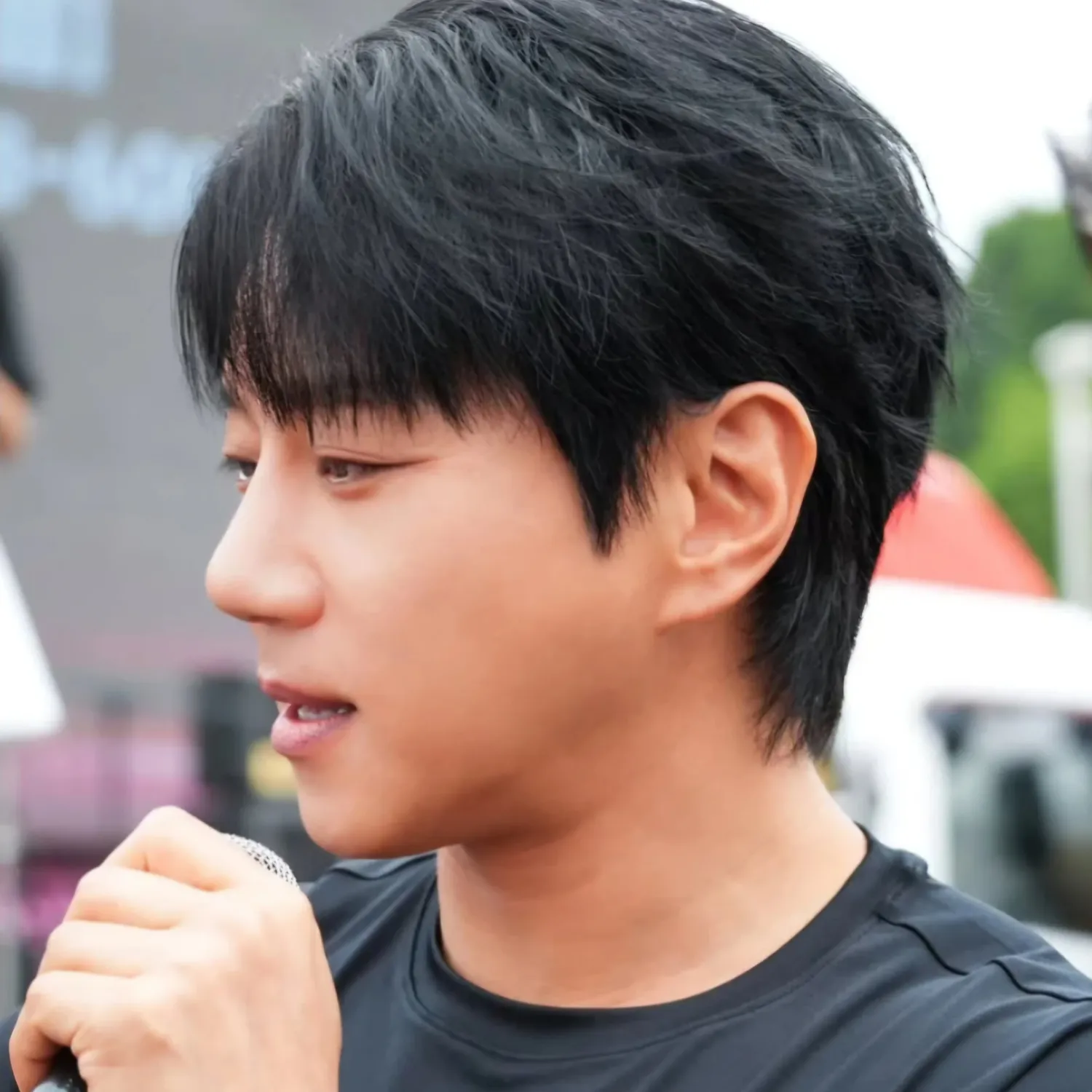 Latest photo of Hwang Chiyeol
