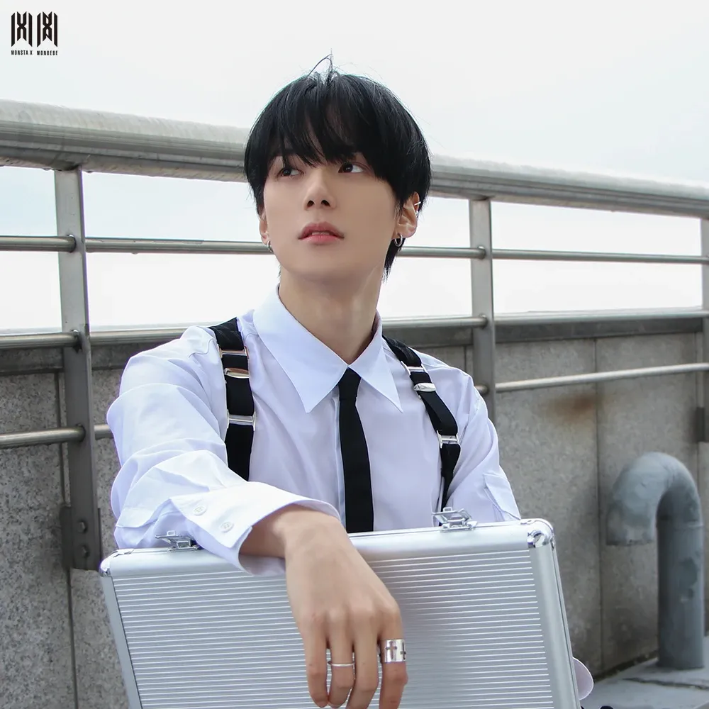 Foto aktivitas terbaru MONSTA X