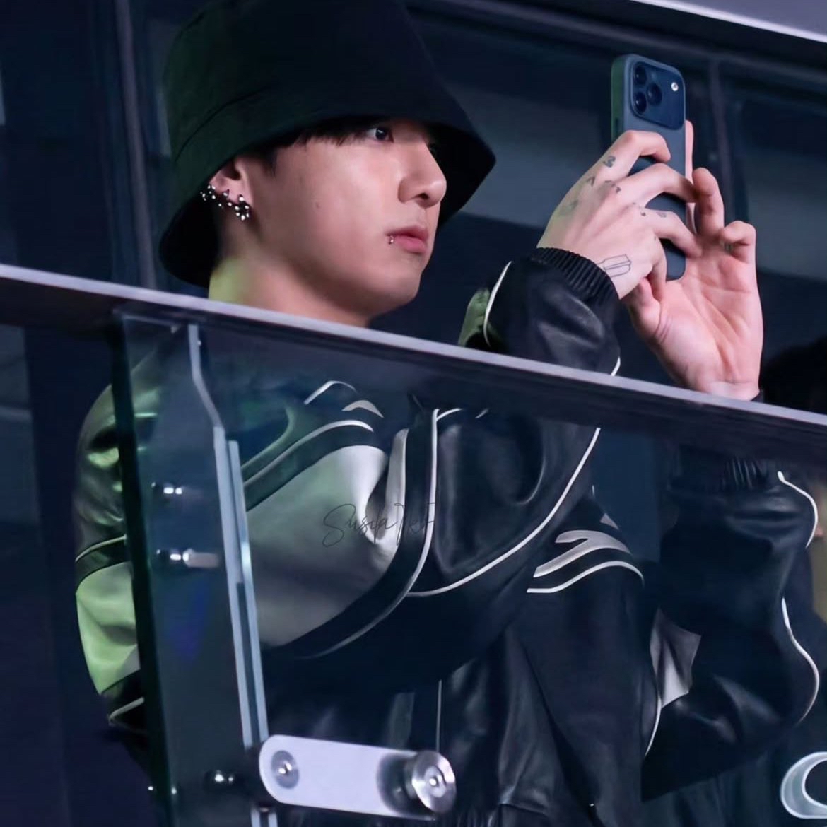 ジョングク (BTS)の舞台裏ショット