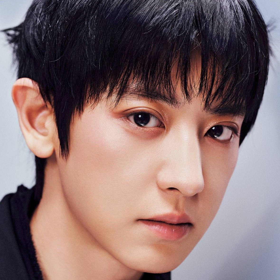 Recent activity shot of Chanyeol (EXO)