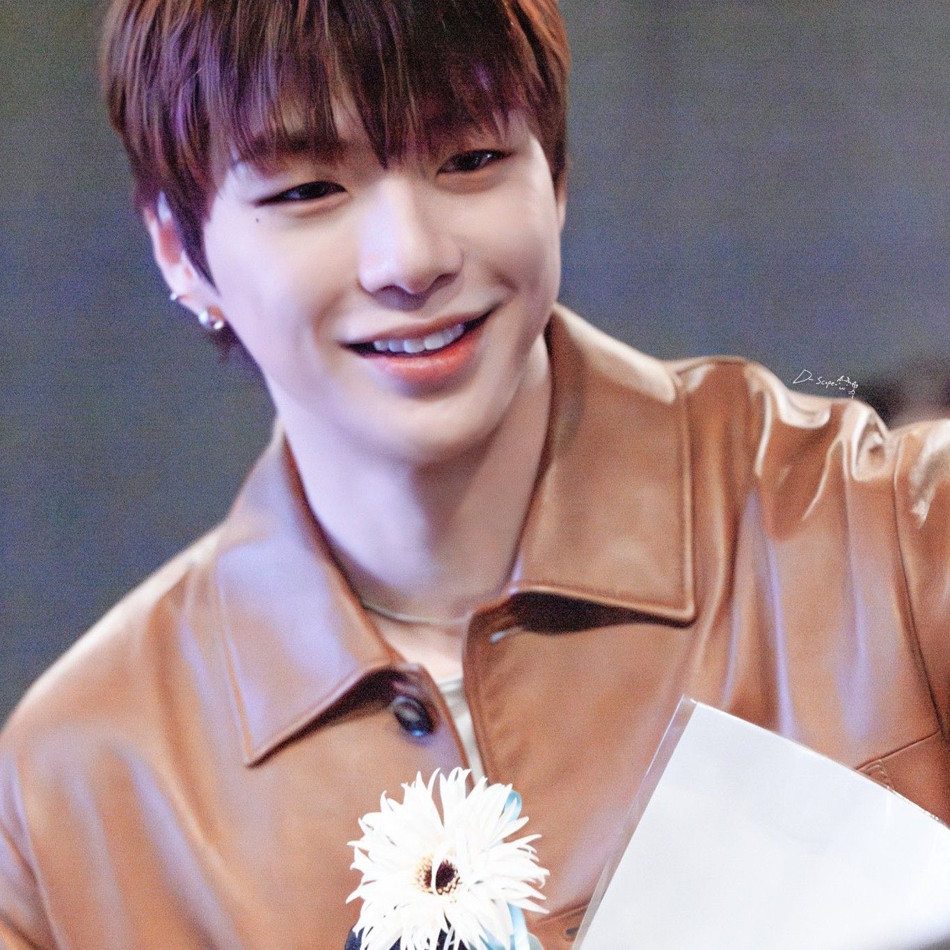 Recent activity shot of Kang Daniel