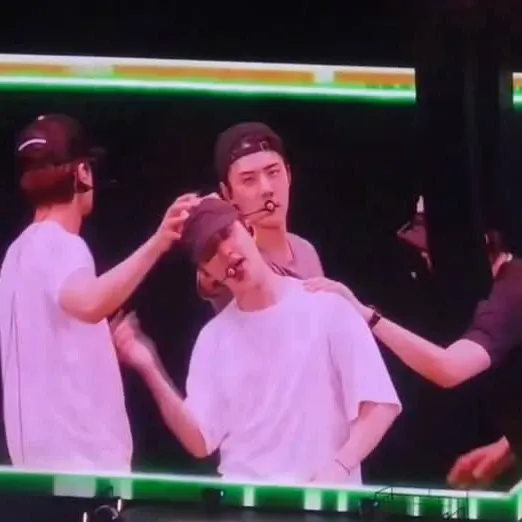 Behind-the-scenes cut of EXO